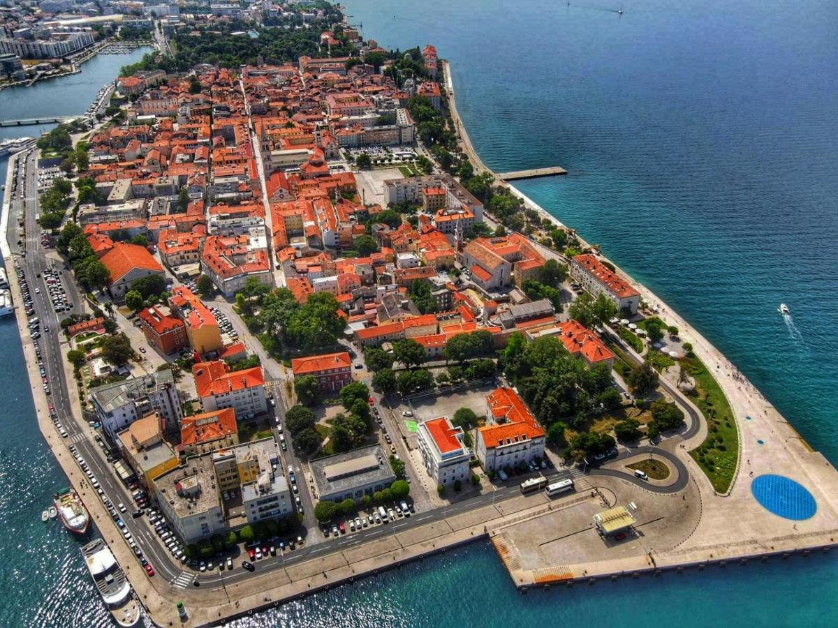 Apartment Toni With Private Parking Zadar Bagian luar foto
